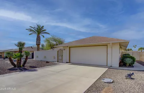 13133 W Blue Bonnet Dr, Sun City West, AZ 85375