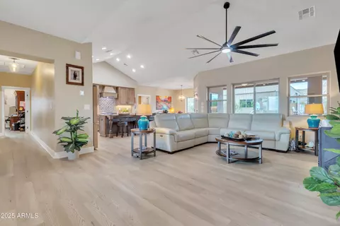 156 E Frontier St, Apache Junction, AZ 85119 photo 7