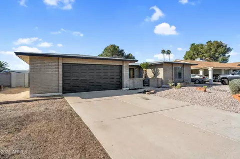4743 W Laurel Ln, Glendale, AZ 85304