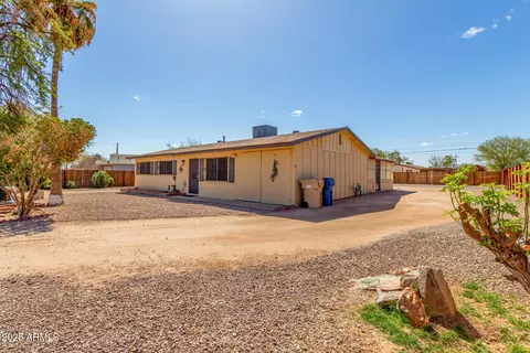 223 6th Ave E, Buckeye, AZ 85326 photo 2