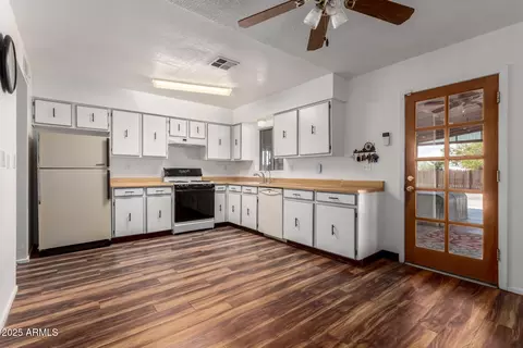 223 6th Ave E, Buckeye, AZ 85326 photo 12