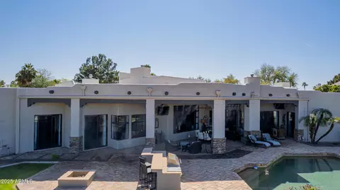 Exterior - 4438 E Millbrae Ln, Gilbert, AZ 85234 photo 2 of 15