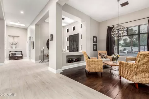 Entry Way - 4438 E Millbrae Ln, Gilbert, AZ 85234 photo 2 of 2