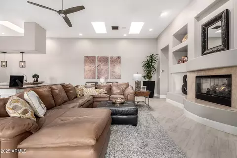 Living - 4438 E Millbrae Ln, Gilbert, AZ 85234 photo 4 of 6