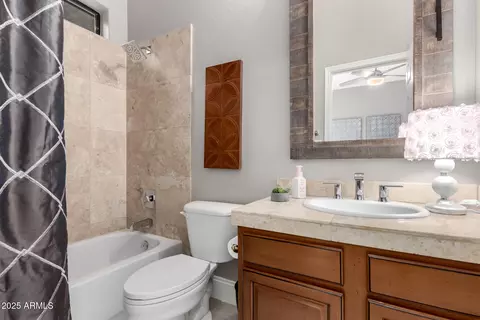 Bath - 4438 E Millbrae Ln, Gilbert, AZ 85234 photo 7 of 9