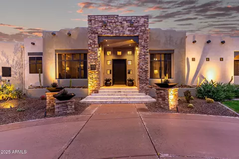 Exterior - 4438 E Millbrae Ln, Gilbert, AZ 85234 photo 1 of 15