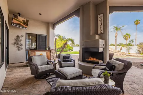 Exterior - 4438 E Millbrae Ln, Gilbert, AZ 85234 photo 13 of 15