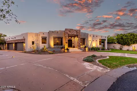 Exterior - 4438 E Millbrae Ln, Gilbert, AZ 85234 photo 14 of 15