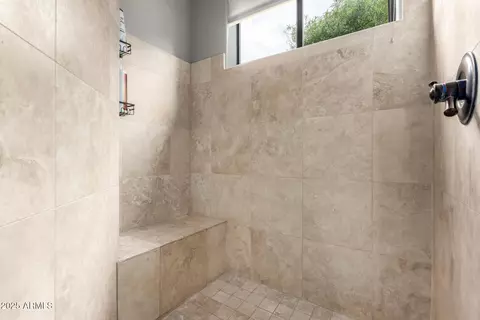 Bath - 4438 E Millbrae Ln, Gilbert, AZ 85234 photo 5 of 9
