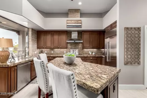 Kitchen - 4438 E Millbrae Ln, Gilbert, AZ 85234 photo 2 of 4