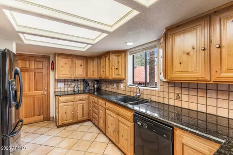 Kitchen - 9 County Rd 2074 --, Alpine, AZ 85920 photo 1 of 4