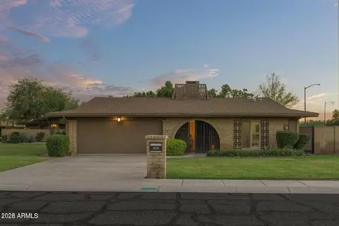 1041 E Orangewood Ave, Phoenix, AZ 85020
