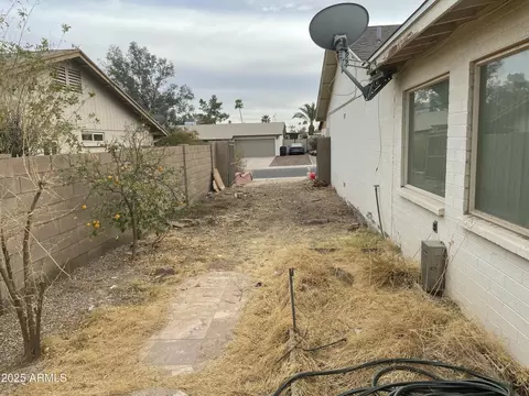 4416 E Capistrano Ave, Phoenix, AZ 85044 photo 31