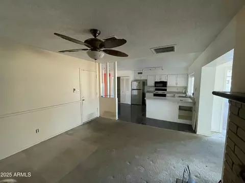 4416 E Capistrano Ave, Phoenix, AZ 85044 photo 8