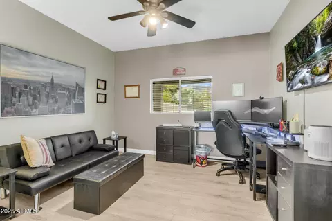1333 E Pedro Rd, Phoenix, AZ 85042 photo 9