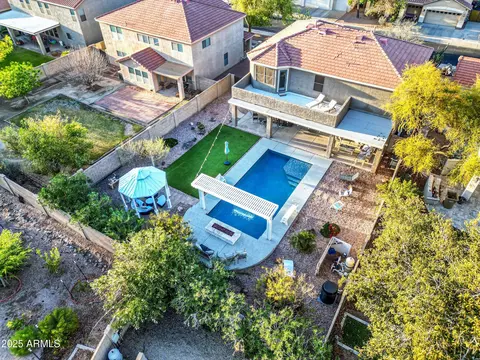 1333 E Pedro Rd, Phoenix, AZ 85042 photo 3