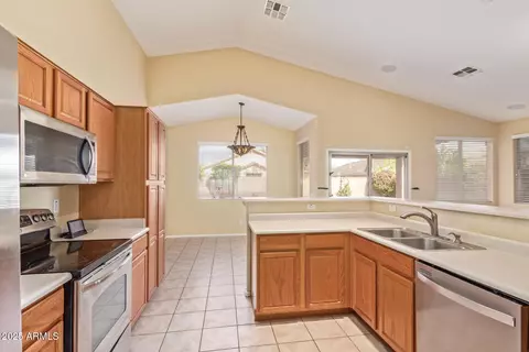 4806 E Thunderbird Dr, Chandler, AZ 85249 photo 7
