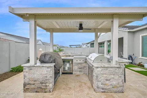 1547 E Crescent Way, Gilbert, AZ 85298 photo 5