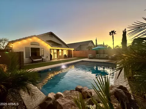 4210 E Rosemonte Dr, Phoenix, AZ 85050