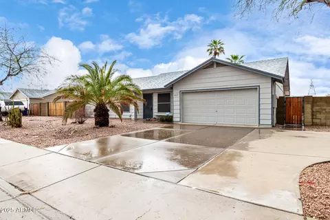 8027 E Quarterline Rd, Mesa, AZ 85207