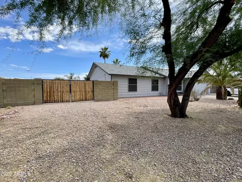 Exterior - 8027 E Quarterline Rd, Mesa, AZ 85207 photo 3 of 9
