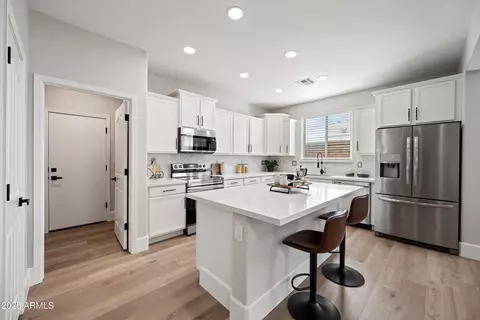 Kitchen - 2196 E Brigadier Dr, Gilbert, AZ 85298 photo 3 of 6
