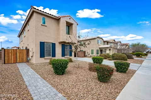 Exterior - 2196 E Brigadier Dr, Gilbert, AZ 85298 photo 7 of 9