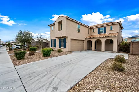 Exterior - 2196 E Brigadier Dr, Gilbert, AZ 85298 photo 6 of 9