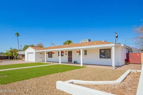 3028 E Highland Ave, Phoenix, AZ 85016 photo 4