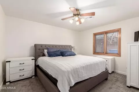 3028 E Highland Ave, Phoenix, AZ 85016 photo 23
