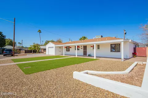 3028 E Highland Ave, Phoenix, AZ 85016 photo 3