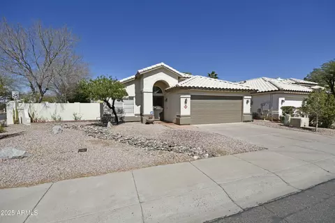 4002 E Rockwood Dr, Phoenix, AZ 85050
