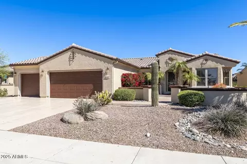 19075 N Hawthorn Dr, Surprise, AZ 85387