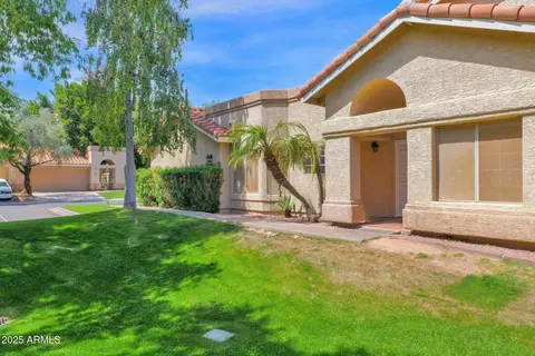 6733 S Wilson St, Tempe, AZ 85283