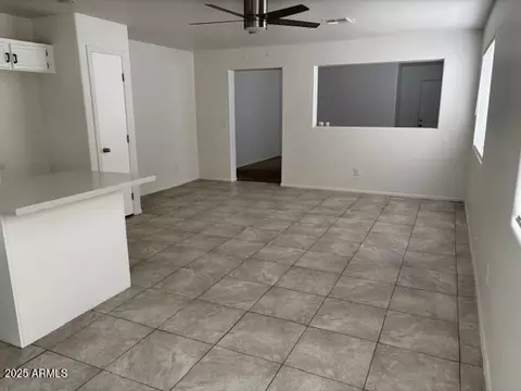 Living - 2875 W Muriel Dr, Phoenix, AZ 85053 photo 2 of 2