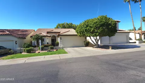 5055 E Paseo Way, Phoenix, AZ 85044 photo 4