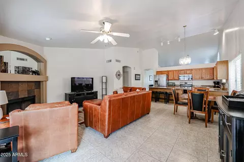 5055 E Paseo Way, Phoenix, AZ 85044 photo 19