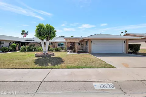 13620 N Hawthorn Dr, Sun City, AZ 85351