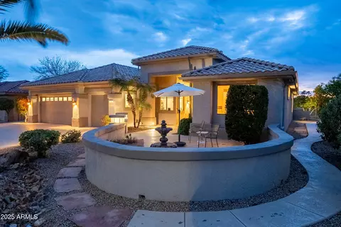 17642 N Ironhorse Dr, Surprise, AZ 85374
