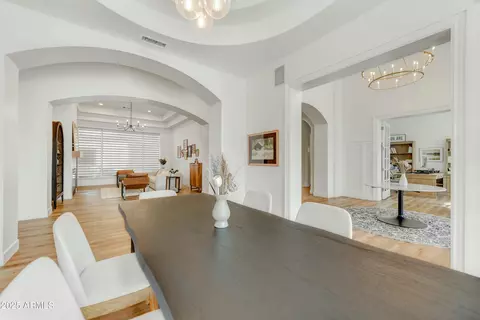 Dining - 3120 E Waterman Ct, Gilbert, AZ 85297 photo 3 of 5