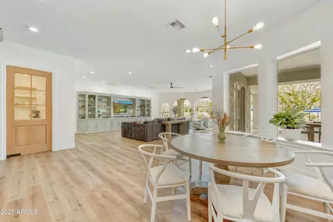 Dining - 3120 E Waterman Ct, Gilbert, AZ 85297 photo 4 of 5