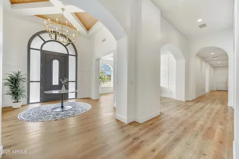 Entry Way - 3120 E Waterman Ct, Gilbert, AZ 85297 photo 4 of 9