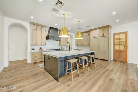 Kitchen - 3120 E Waterman Ct, Gilbert, AZ 85297 photo 3 of 5
