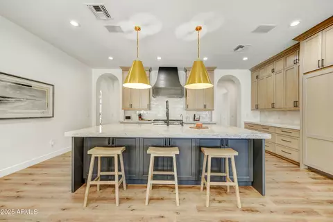 Kitchen - 3120 E Waterman Ct, Gilbert, AZ 85297 photo 2 of 5
