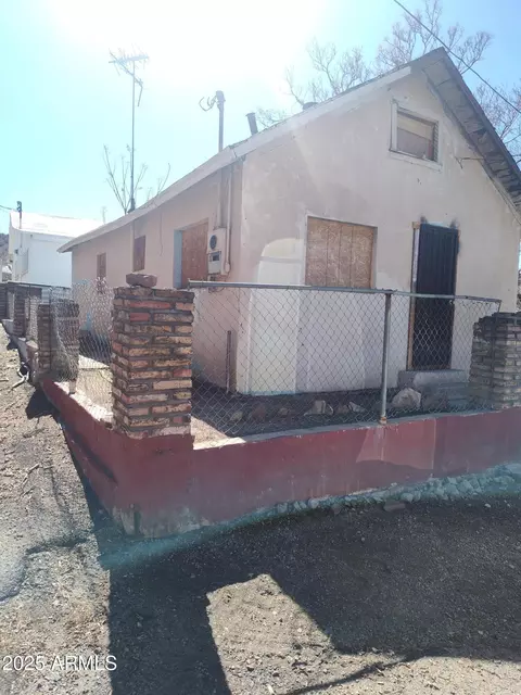 3915 E Greer St, Miami, AZ 85539