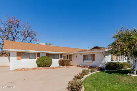 4510 W Keim Dr, Glendale, AZ 85301