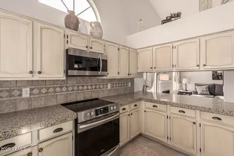 16 E South Fork Dr, Phoenix, AZ 85048 photo 14
