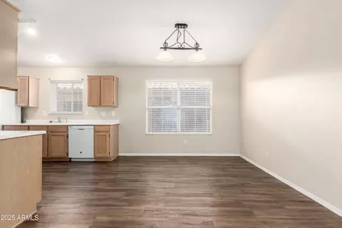 3881 E Douglas Loop, Gilbert, AZ 85234 photo 6