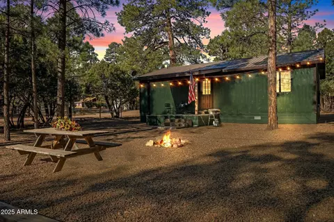 2849 Whispering Winds Dr, Overgaard, AZ 85933