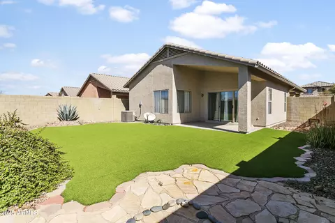 Exterior - 3407 W Steinbeck Dr, Anthem, AZ 85086 photo 7 of 9